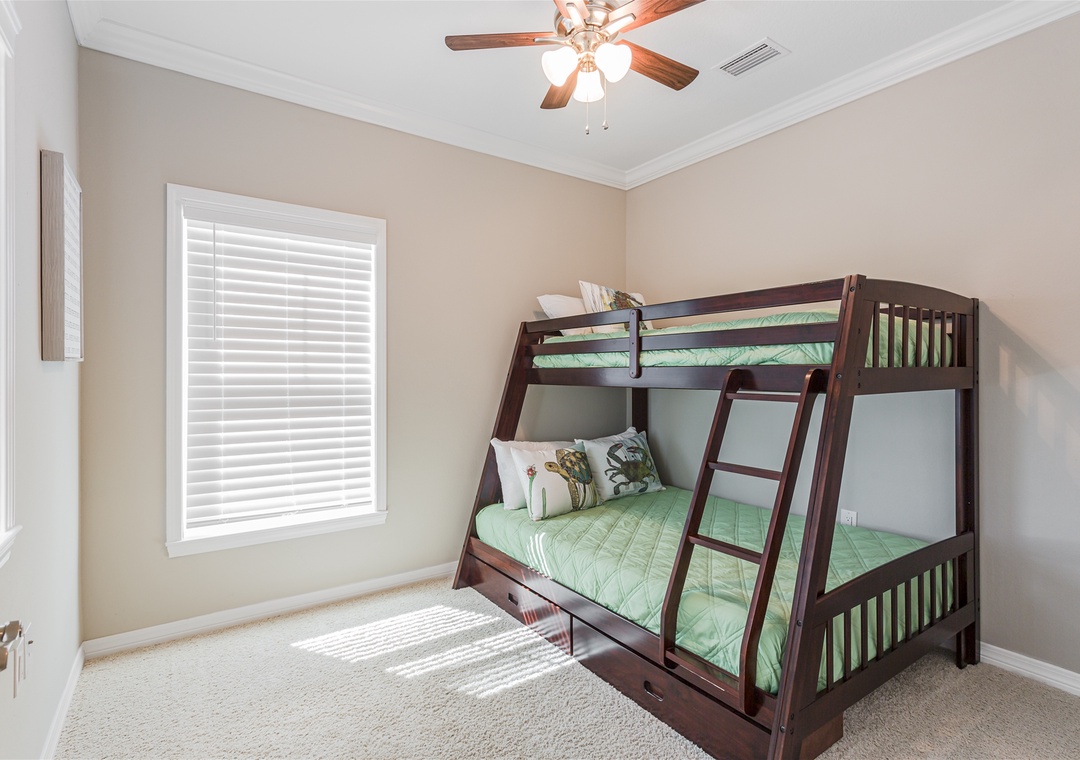 Lost Key Sea Salt Guest Bedroom #4 Bunk Beds