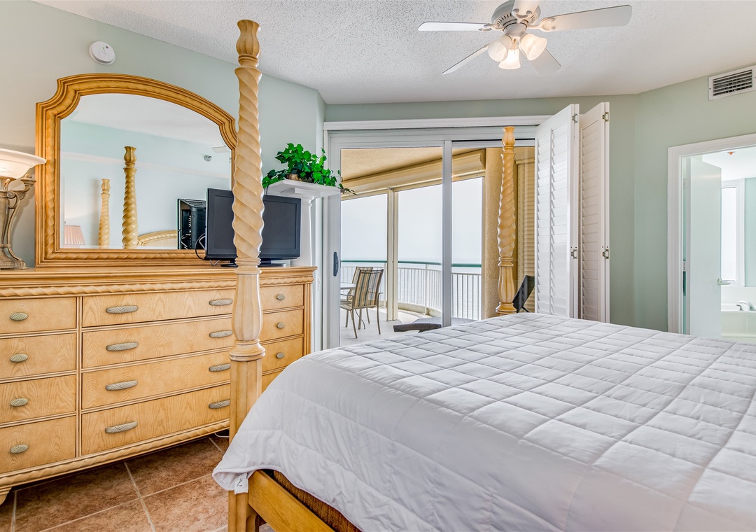 Beach Colony Tower PH2B Master Bedroom King Size Bed