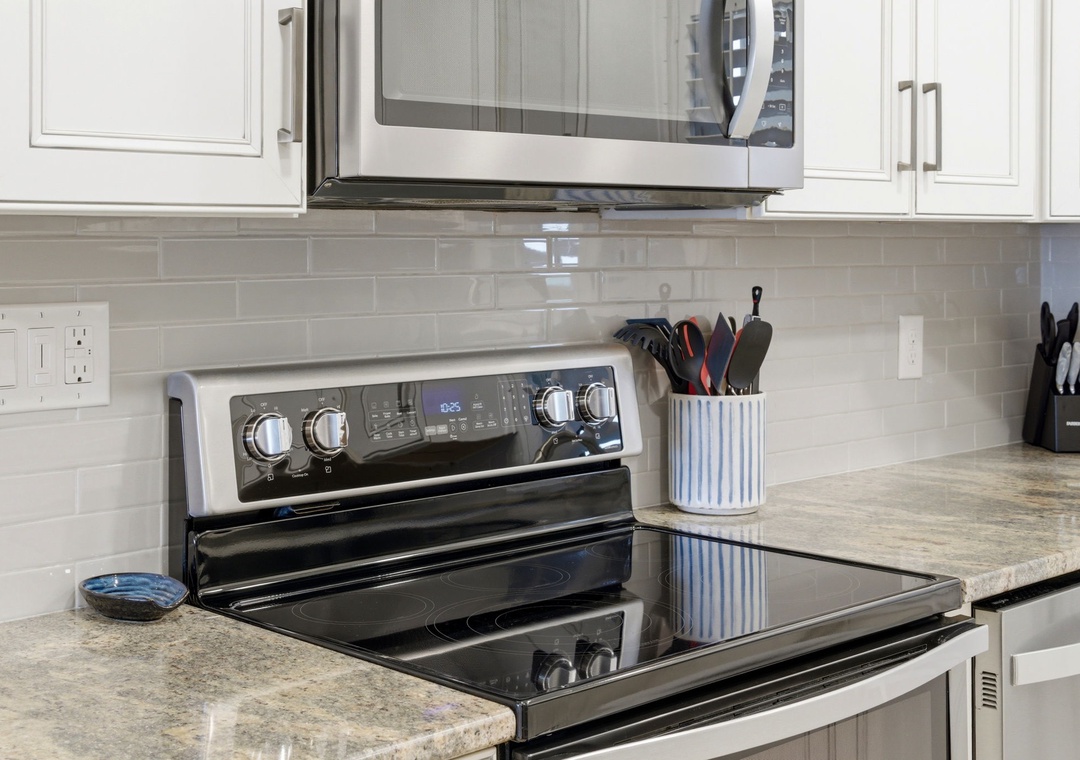 Sandy Key 718- Kitchen
