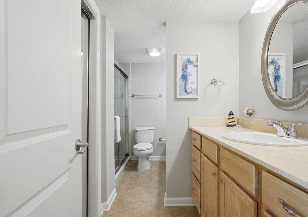 Perdido Towers 707- Bathroom 1