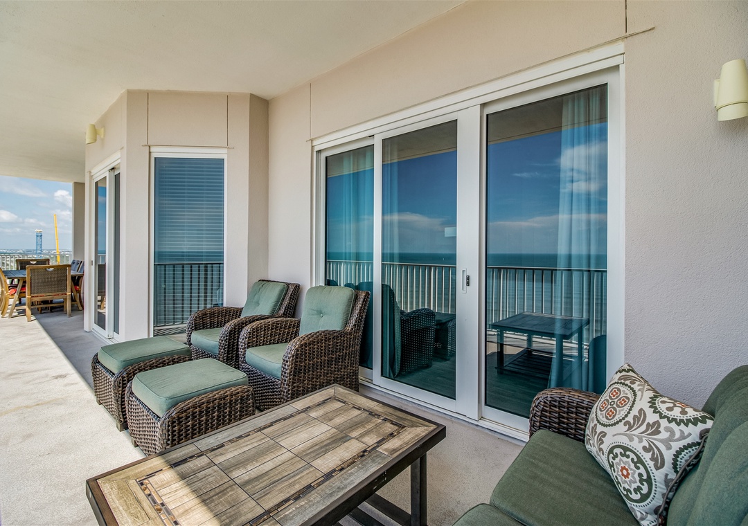 Windemere 1508 Balcony and Chairs