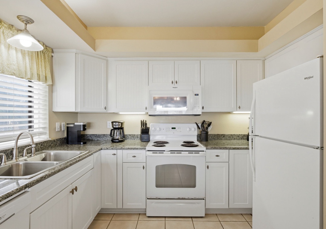 Shipwatch D204- View of the Kitchen