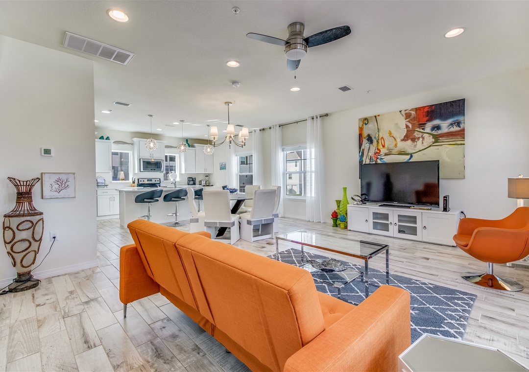 Lost Key A Salty Suite Living Room and Dining Room