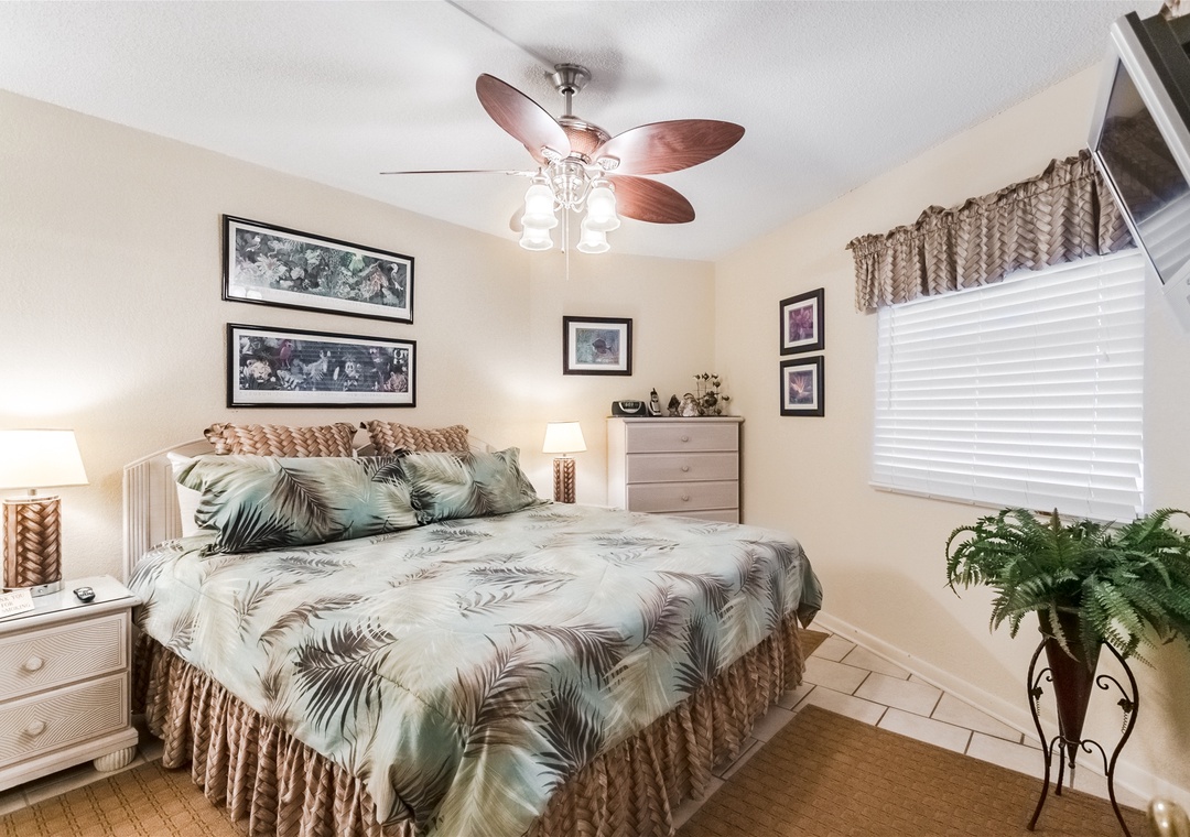 Perdido Sun 112 Guest Bedroom #1