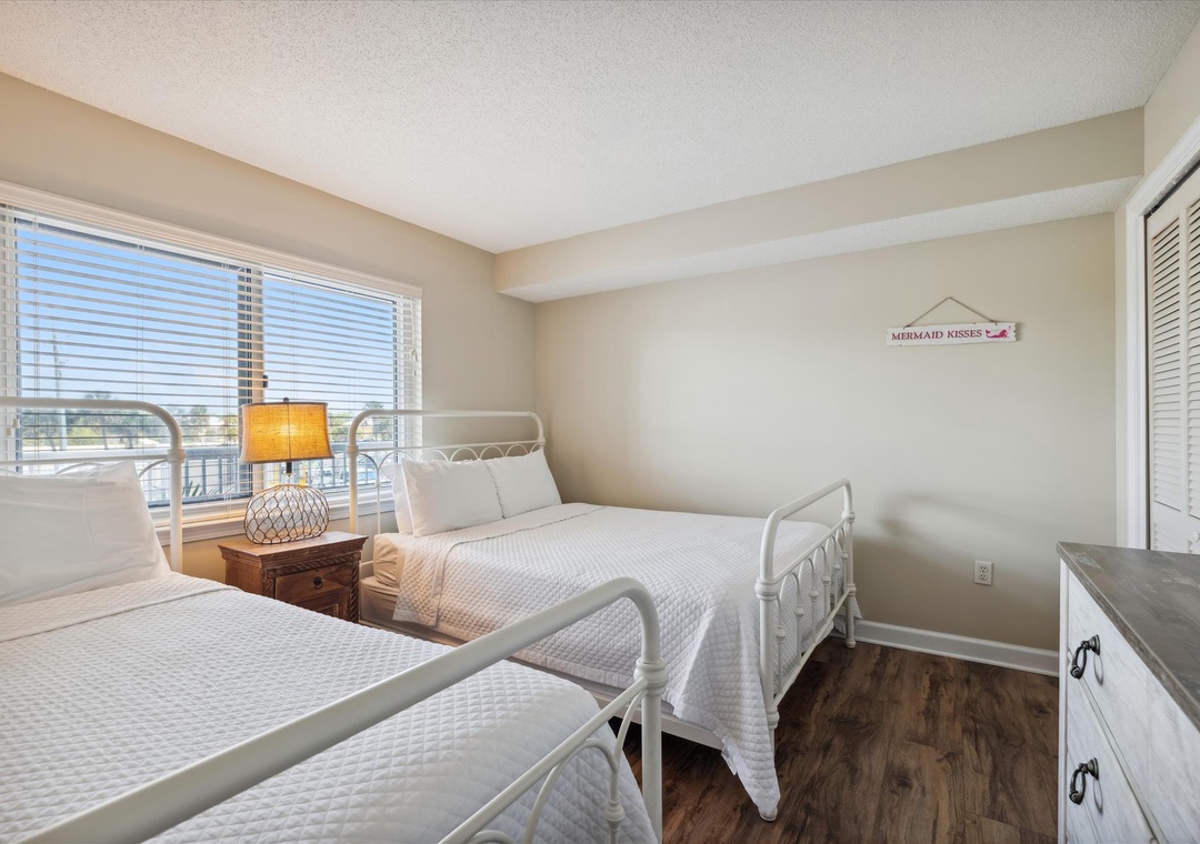 floor plan-bedroom-124037101