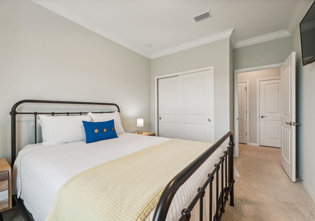 Stillwater Upper Level Bedroom 2-2