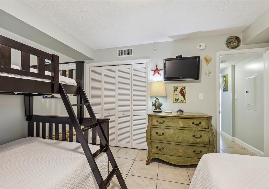 Sandy Key 415 Guest Bedroom #2