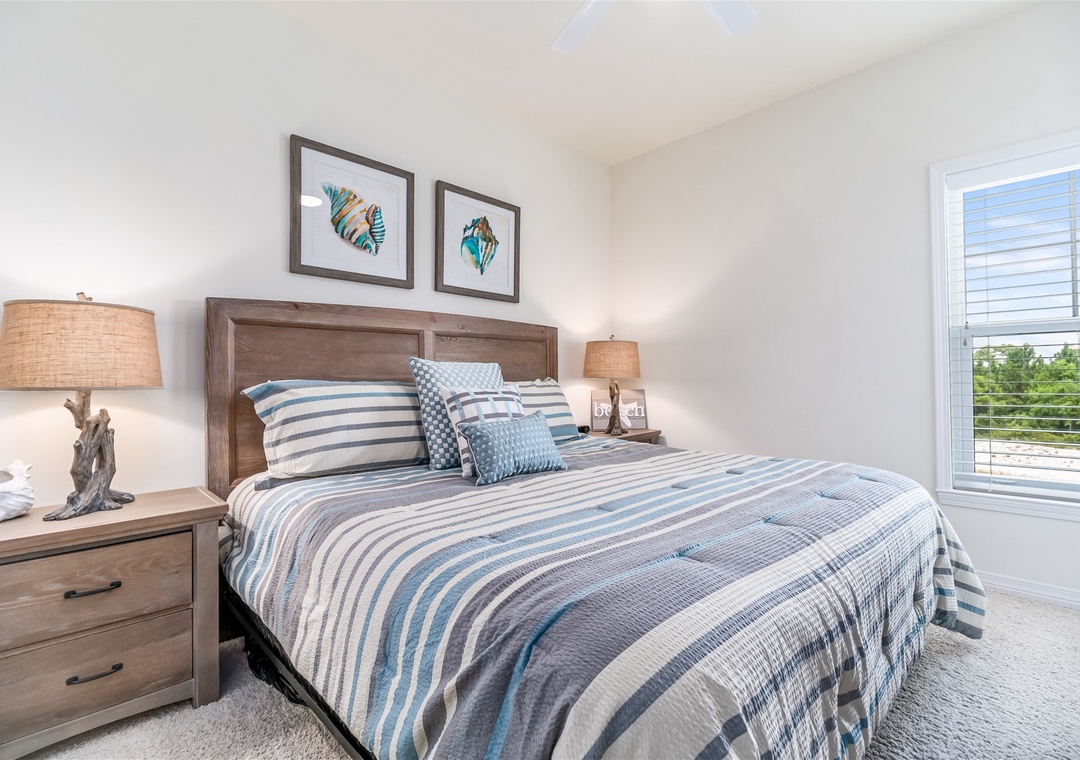 Lost Key Hidden Gem Guest Bedroom #3 King Bed