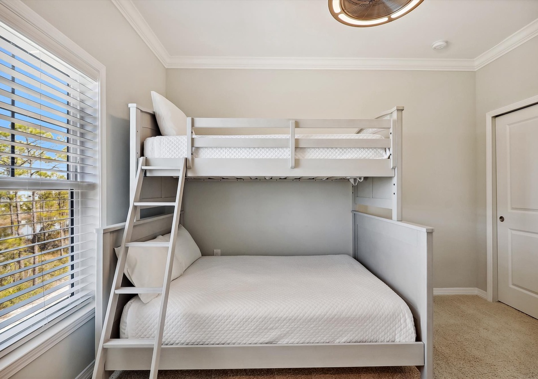 Lost Key Barefoot Bungalow Guest Bedroom #4 Bunk Beds