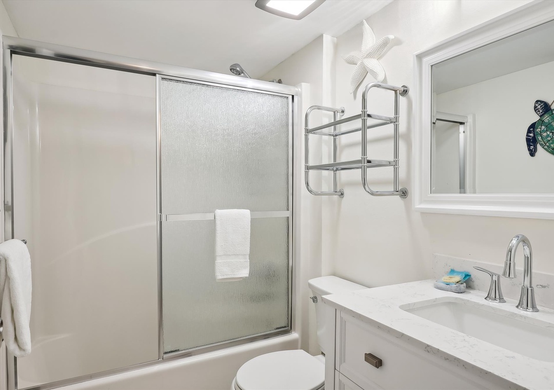 Perdido Skye 25 Guest Bathroom #1