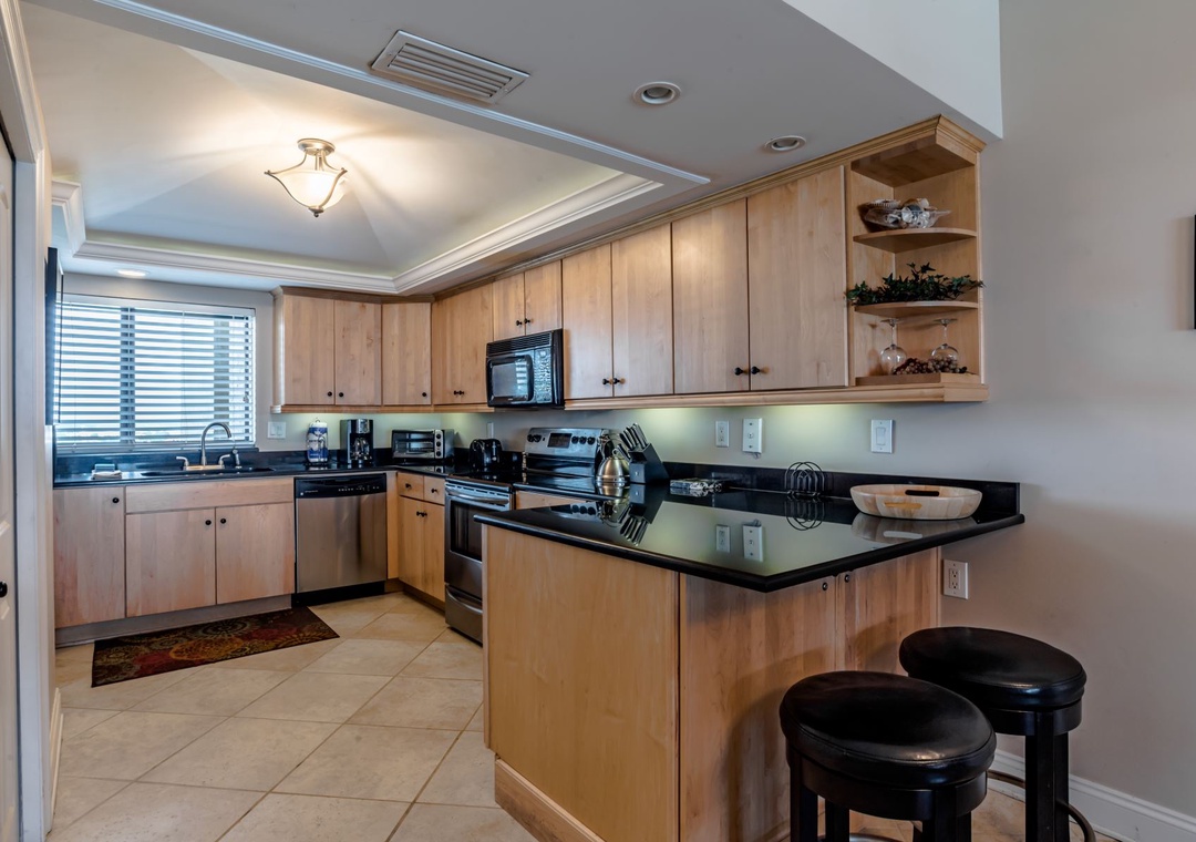 Shipwatch D803 Kitchen Counter and Seating for 2