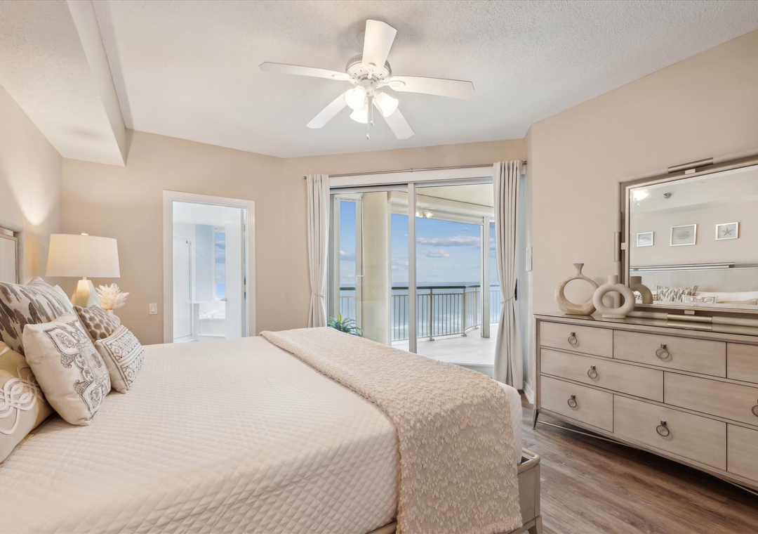 beachcolonytower9cmainprimarybedroom18a5145