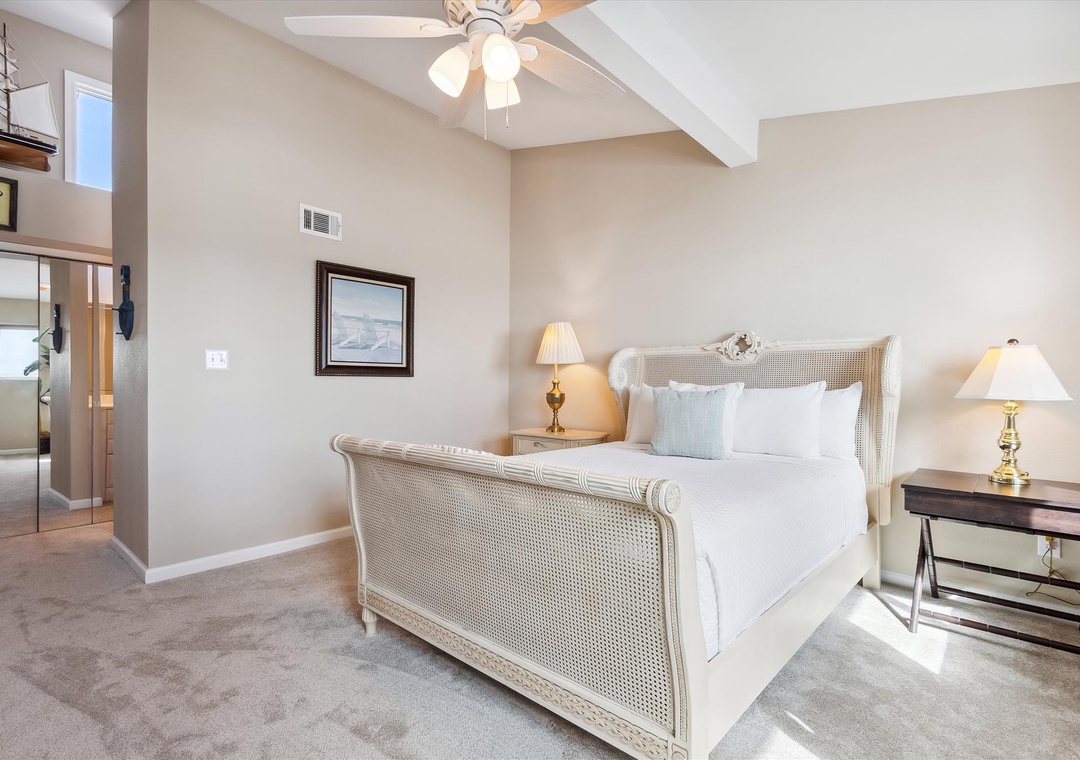 upper level-primary bedroom-125748_150