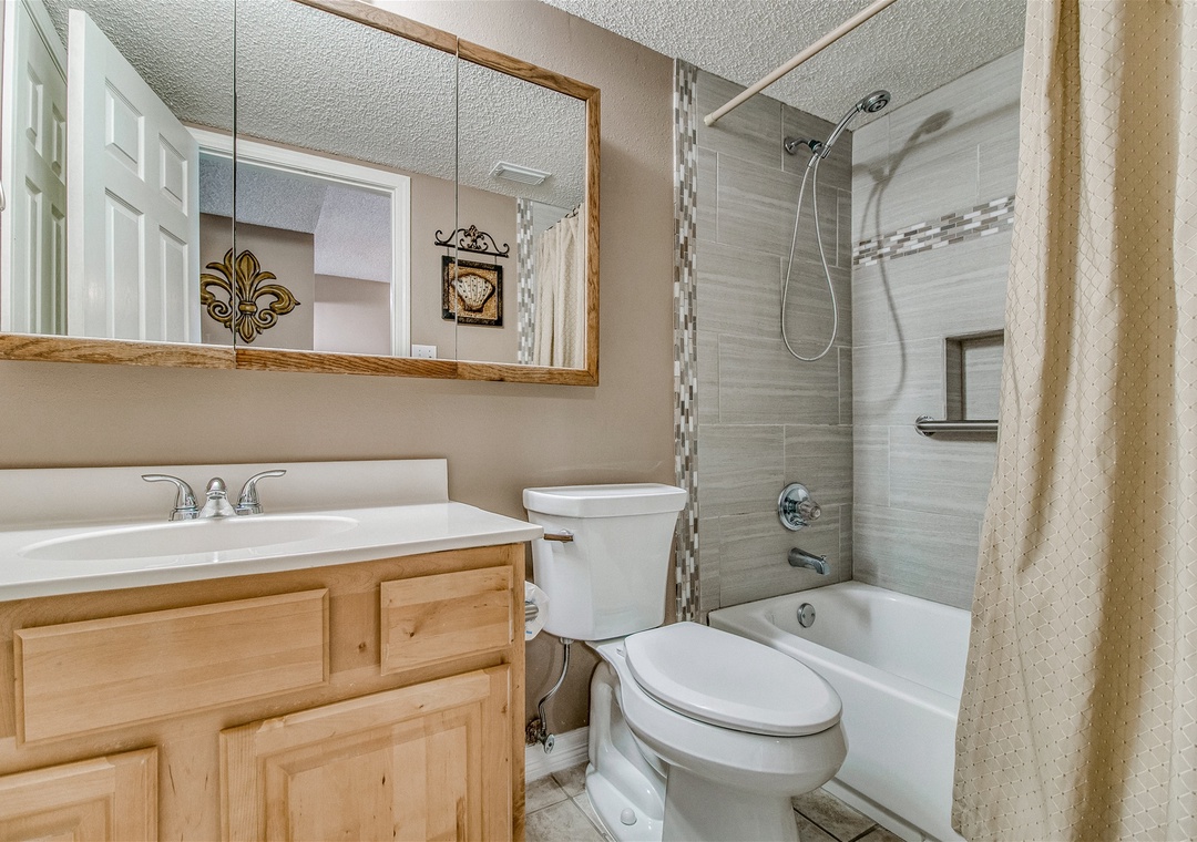 Ocean Breeze West 804 Guest Bathroom #2
