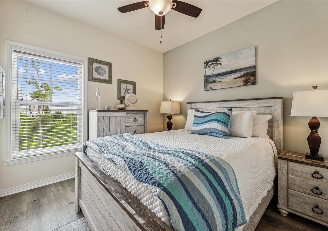 Key Breezes upper level-bedroom 2 18a3919