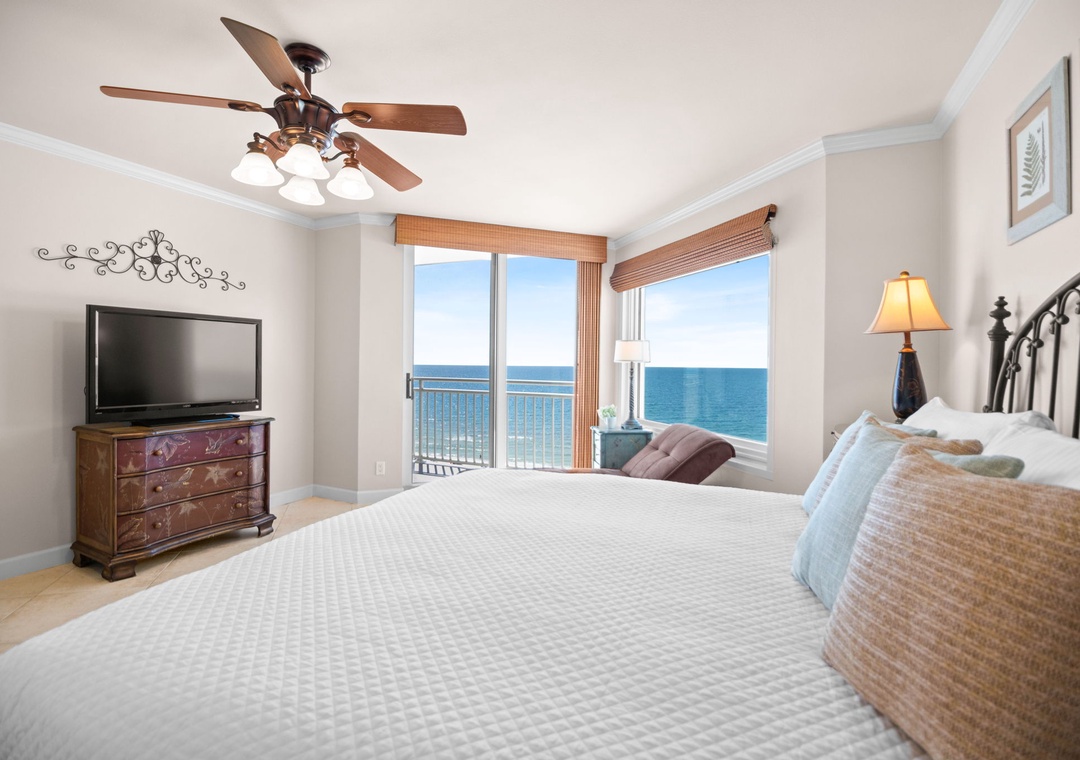 Sea Spray Unit 922 - Primary Bedroom