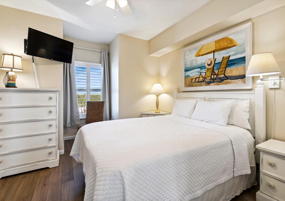 Windemere 706 Guest Bedroom #2 Queen Bed