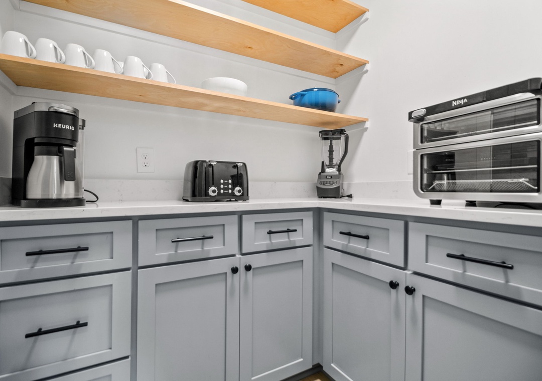 Vivianna #5 - Third Floor - Pantry