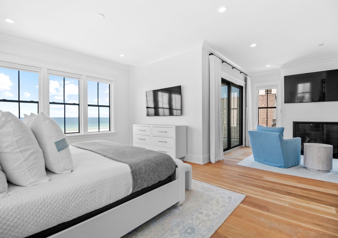 Azura - Second Level - Primary Bedroom