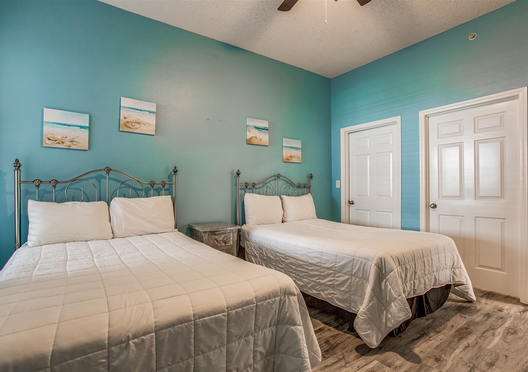 Spanish Key 206 Guest Bedroom #2 Double Beds