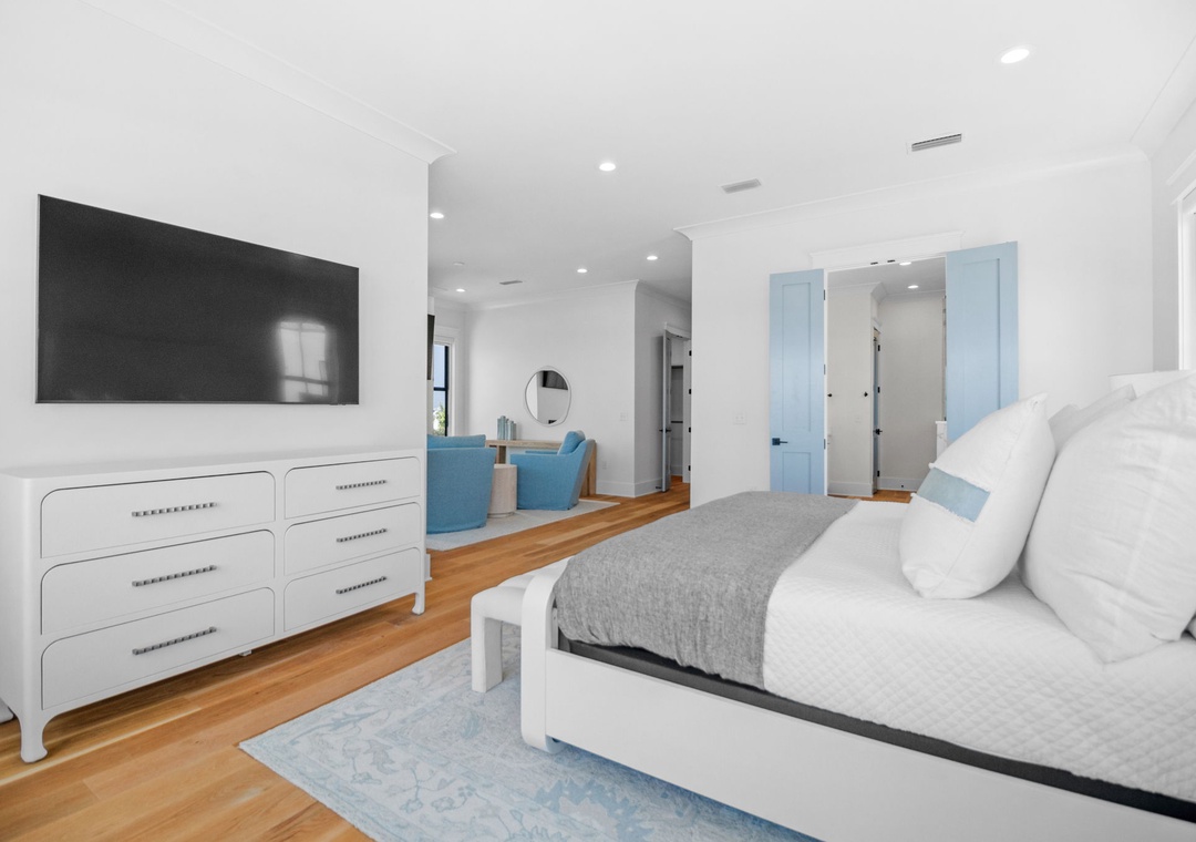 Azura - Second Level - Primary Bedroom