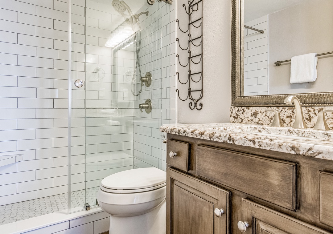 Ocean Breeze West 605 Guest Bathroom #1