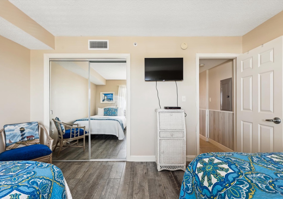 sandykey723bedroom18a2718