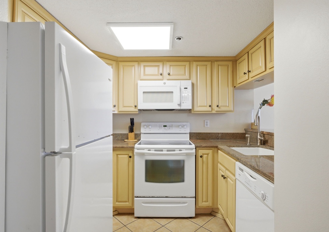 Ocean Breeze East 702- Kitchen