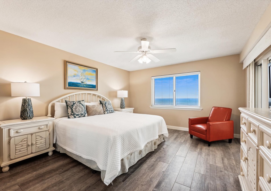 sandykey723primarybedroom18a2683