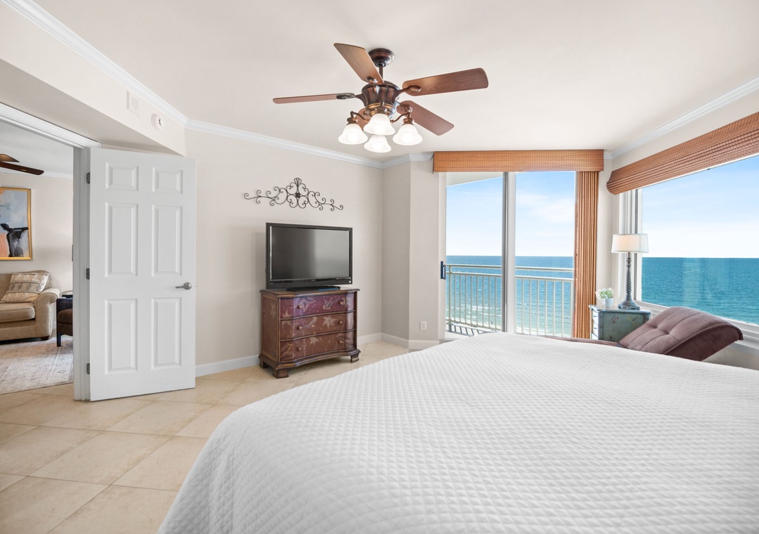 Sea Spray Unit 922 - Primary Bedroom