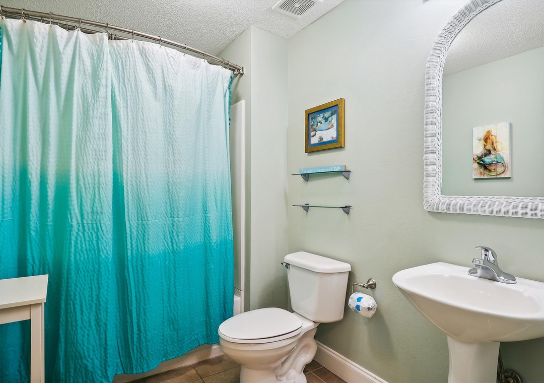 main level-bath-124901_268