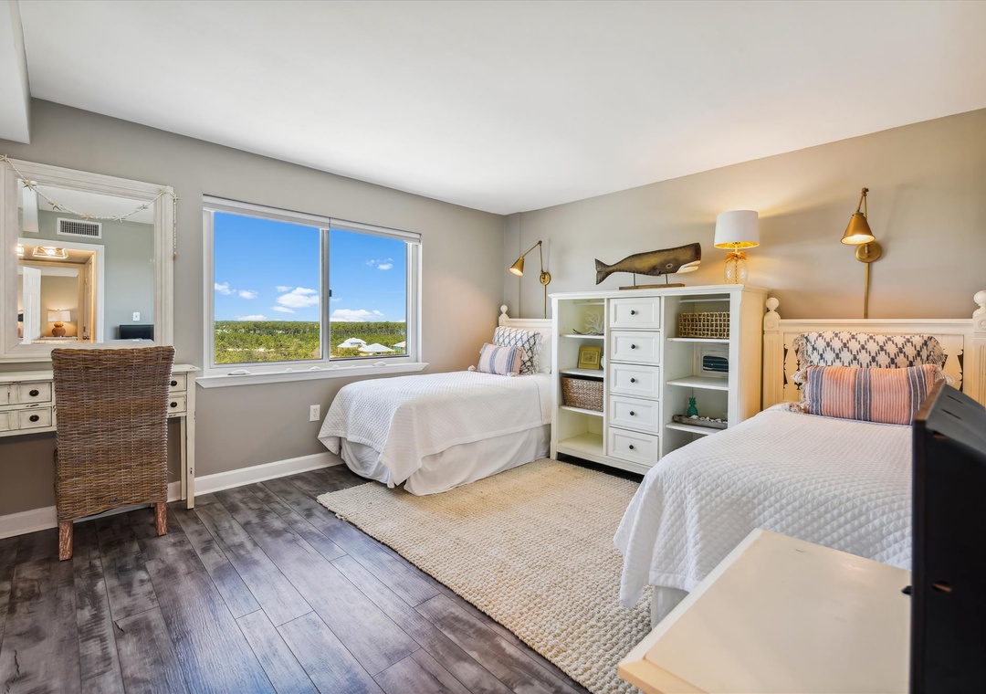 Sandy Key 831 Guest Bedroom #3 Twin Beds