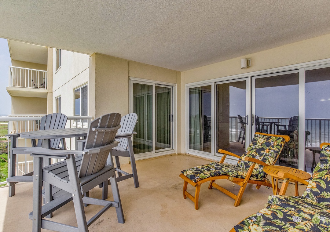 Sandy Key 536 Gorgeous Beach Views from Balcony