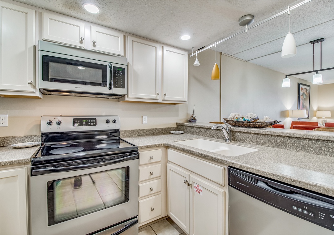 Ocean Breeze West 303 Kitchen Sink and Counter