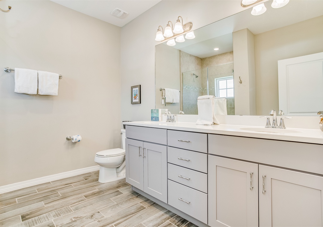 Lost Key Agua Azul Guest Bathroom #1 Double Vanities