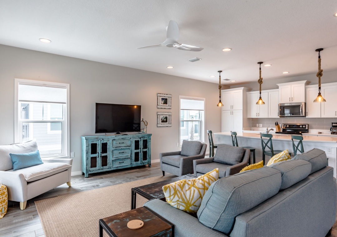 Lost Key Coastal Pointe Living Room and TV