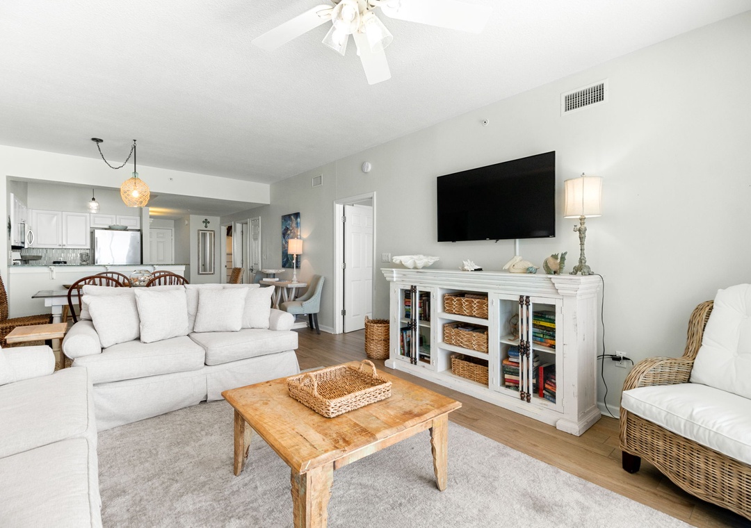 Windemere 706- Living Room & TV