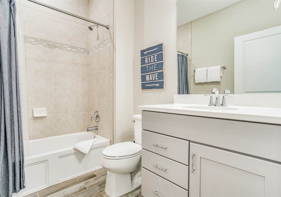 Lost Key Agua Azul Guest Bathroom #2