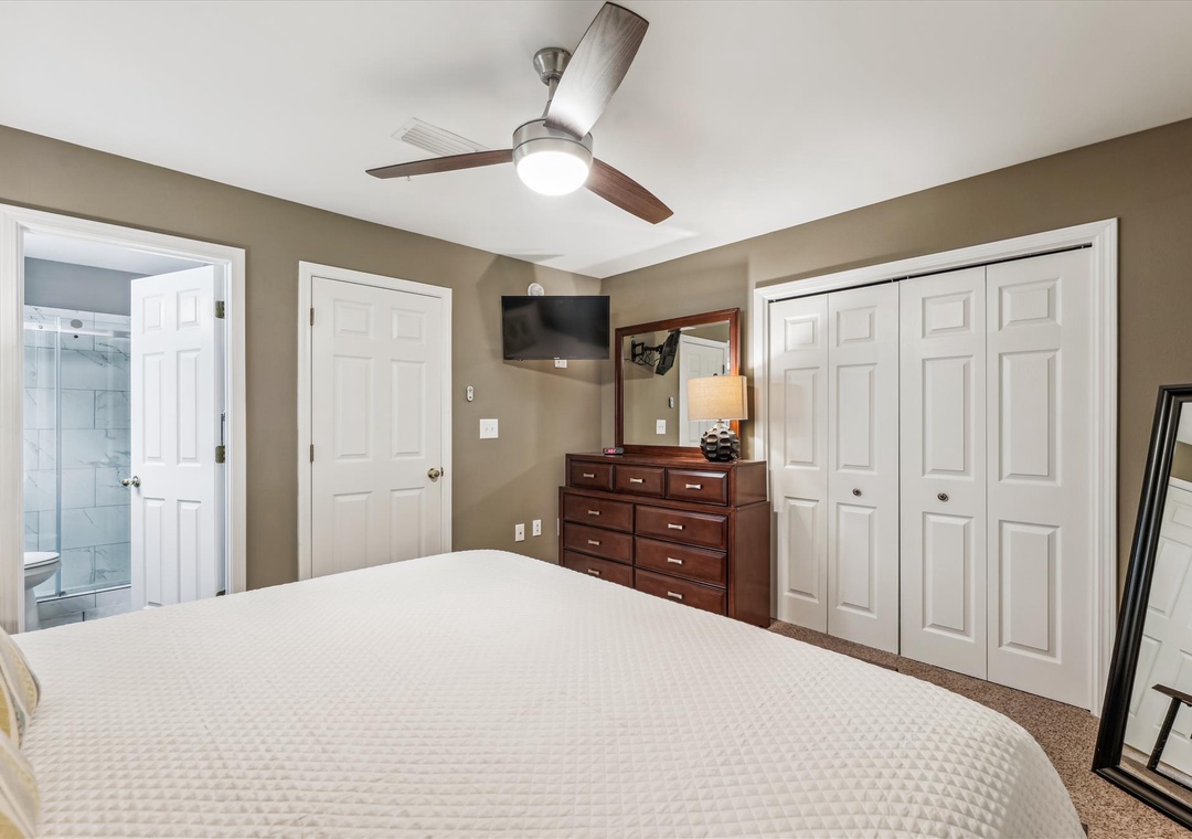 interiors-primary bedroom-127738056