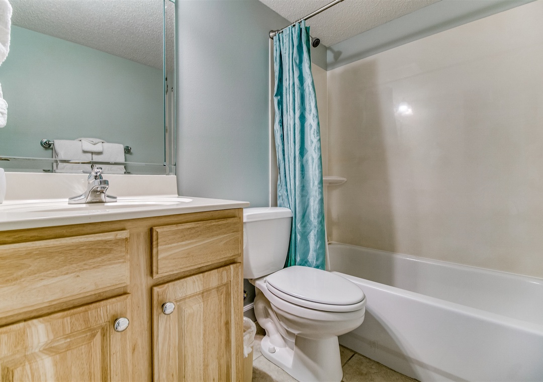 Sandy Key 326 Guest Bathroom #2