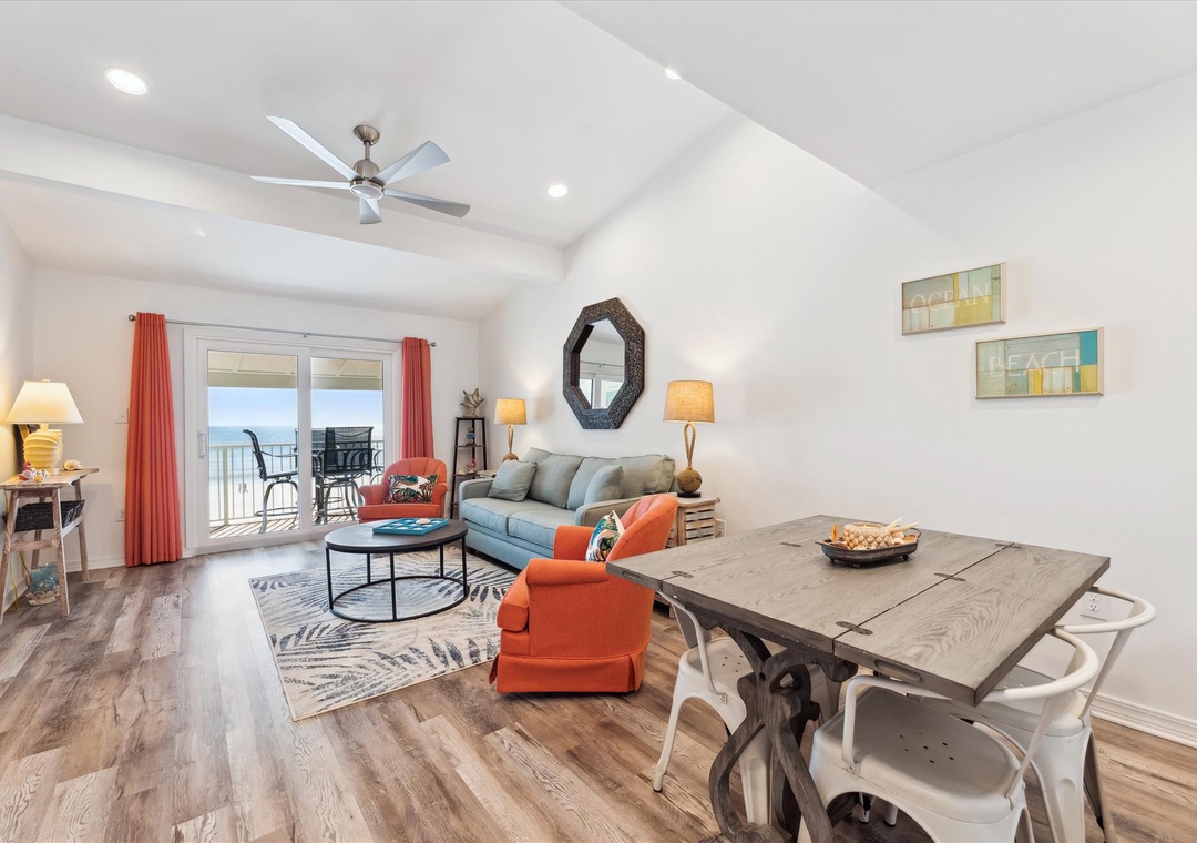 main level-dining area-126987_006