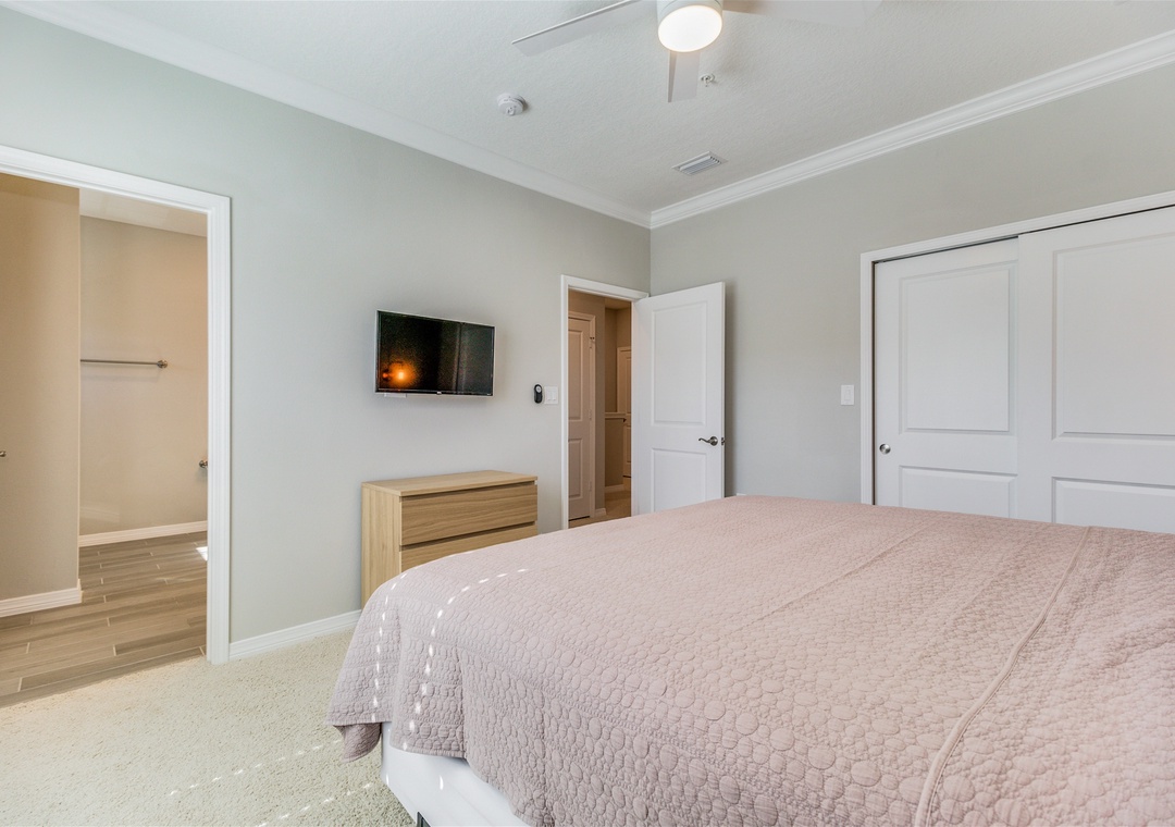 Lost Key Escape Guest Bedroom #1