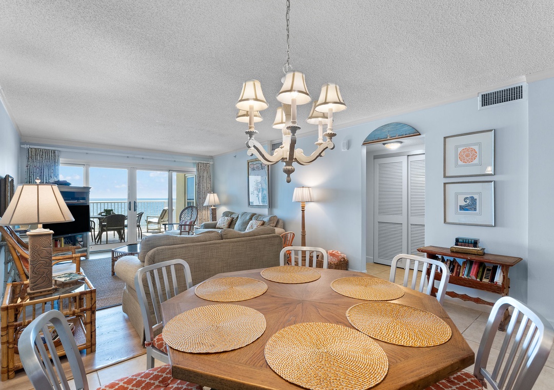 Sandy Key 338- Bright, airy coastal retreat with spacious open living areas, ocean views, and a private balcony. Perfect for dining with loved ones and unwinding by the sea.