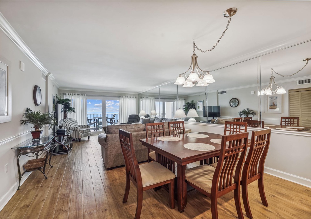 interiors-dining area-123042046