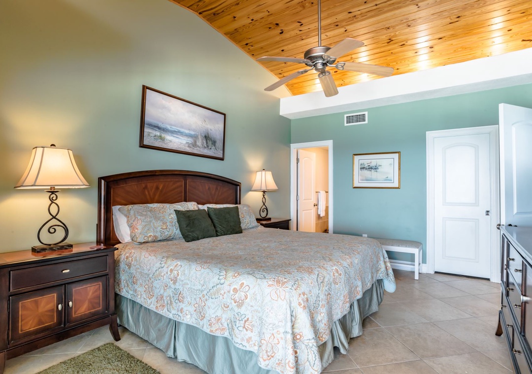 Shipwatch D803 Guest Bedroom #1 King Bed