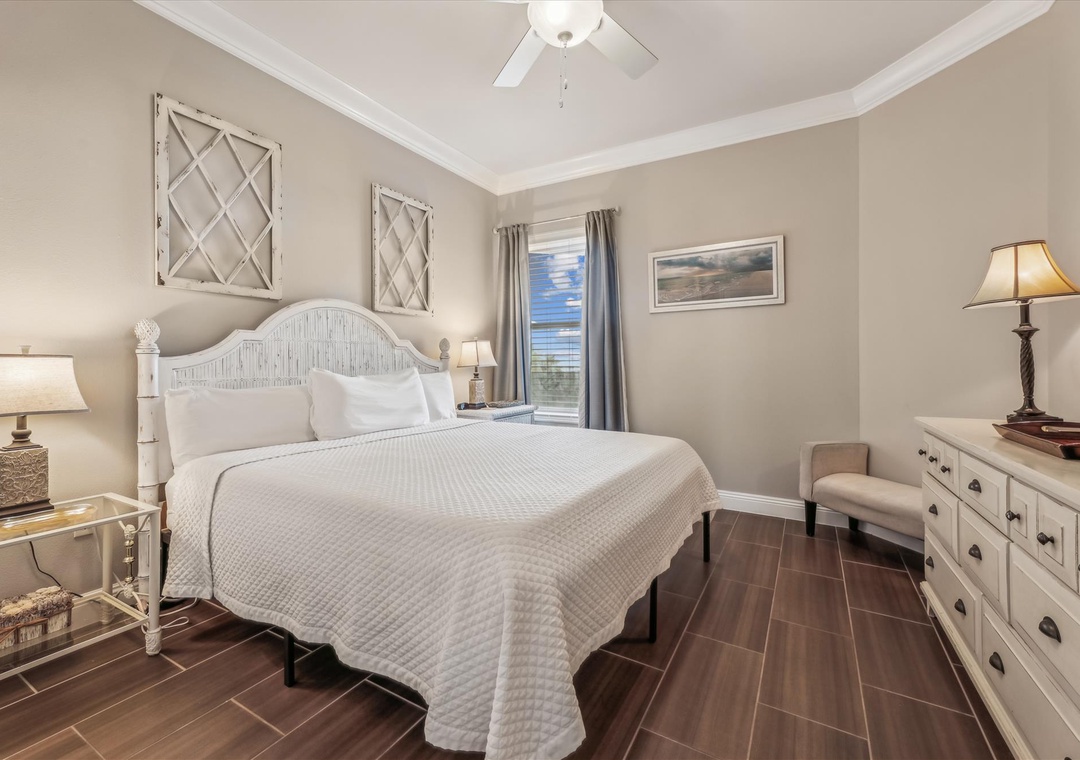 spansihkey204bedroom218a3426