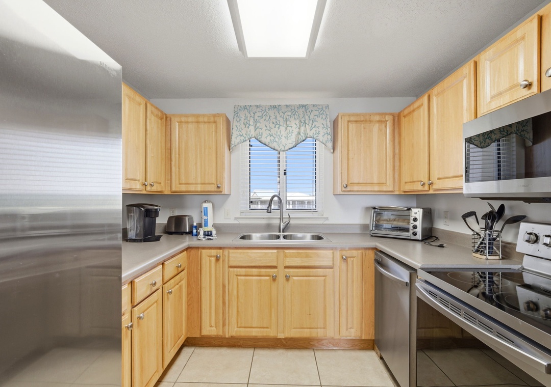 Sandy Key 537- Kitchen