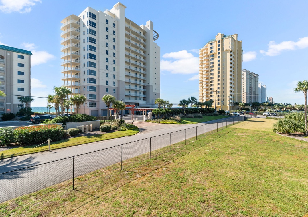 Grand Caribbean 201W 22