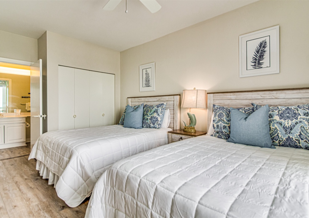 Beach Colony Tower 15A Guest Bedroom Two Queen Beds