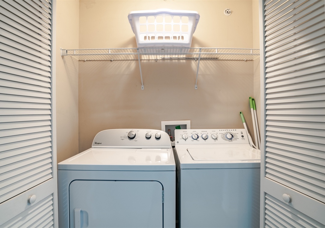 Sandy Key 638 Laundry In Unit